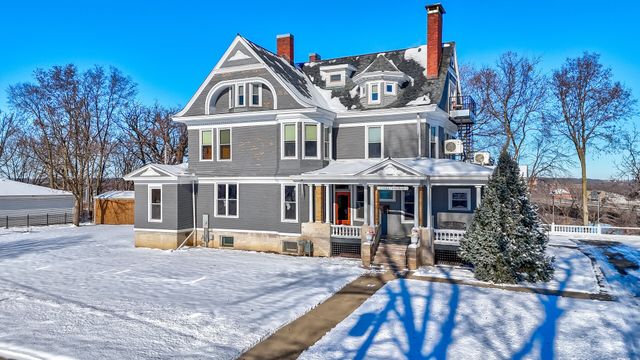116 W Prospect Avenue, Ottawa, IL 61350