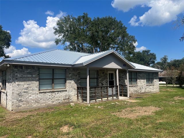 2014 Fm 1094 Road, Sealy, TX 77474
