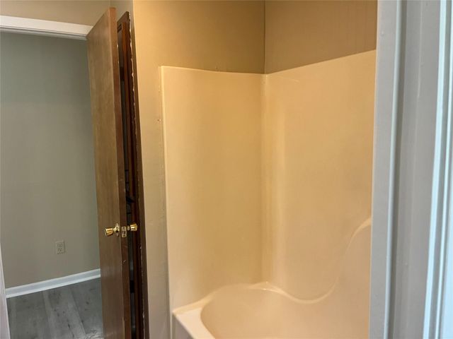 2014 Fm 1094 Road, Sealy, TX 77474