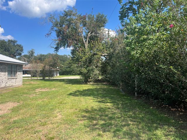 2014 Fm 1094 Road, Sealy, TX 77474
