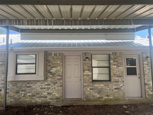 2014 Fm 1094 Road, Sealy, TX 77474