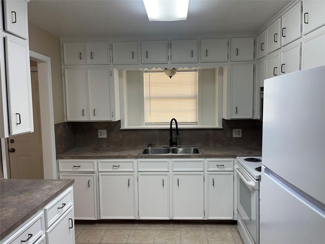 2014 Fm 1094 Road, Sealy, TX 77474