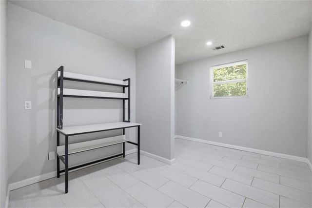 3199 Delmar Lane, Atlanta, GA 30311