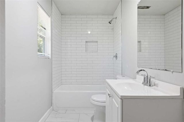 3199 Delmar Lane, Atlanta, GA 30311