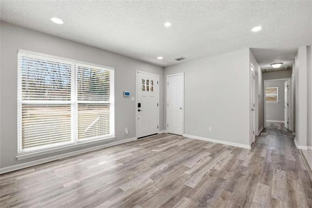 3199 Delmar Lane, Atlanta, GA 30311