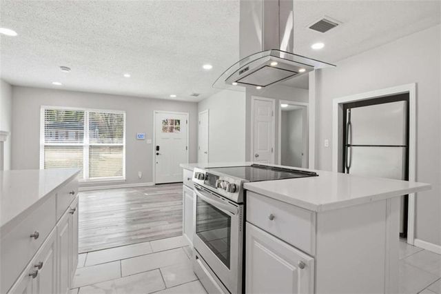 3199 Delmar Lane, Atlanta, GA 30311