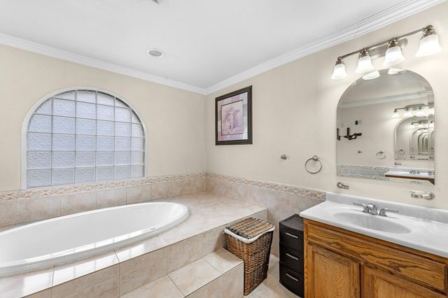 1505 Blake Drive, Brenham, TX 77833