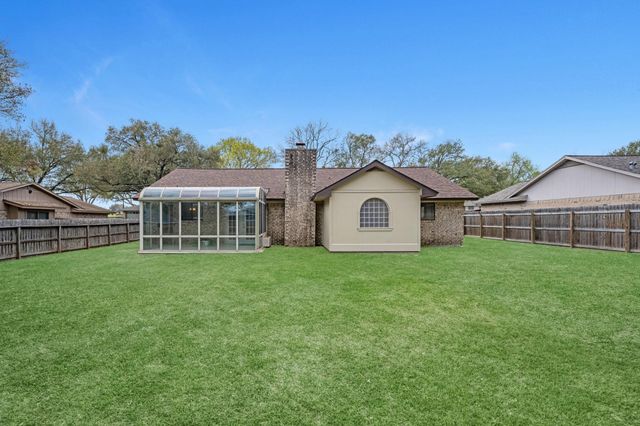 1505 Blake Drive, Brenham, TX 77833