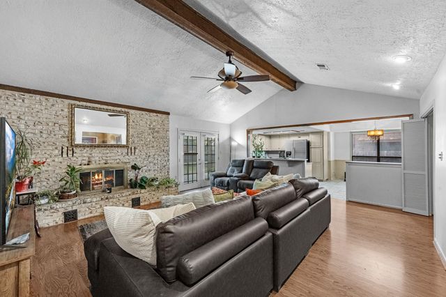 1505 Blake Drive, Brenham, TX 77833