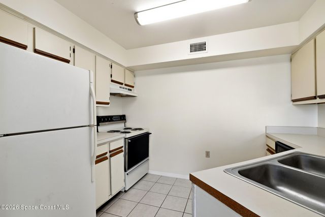 7060 N Highway 1 Aa-102, Cocoa, FL 32927