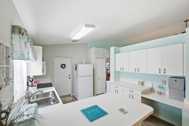 6736 Alemendra Street, Fort Pierce, FL 34951