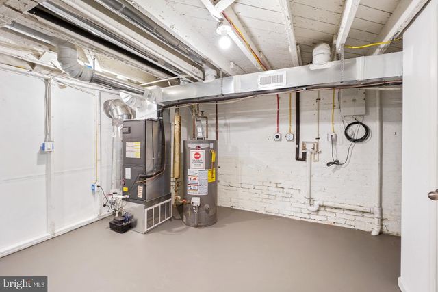 1526 SPRING PL NW, Washington, DC 20010