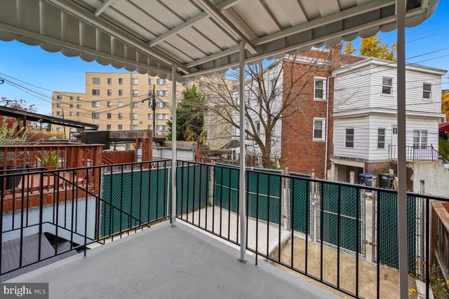 1526 SPRING PL NW, Washington, DC 20010