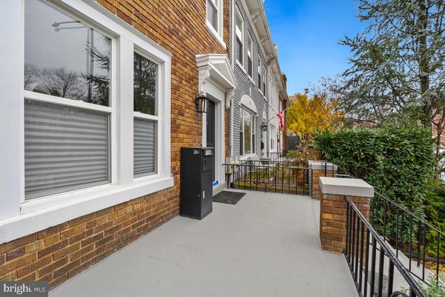 1526 SPRING PL NW, Washington, DC 20010