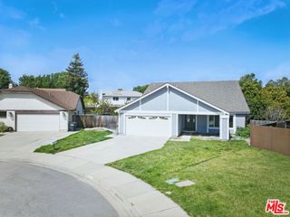 860 Big Horn Court, Camarillo, CA 93010