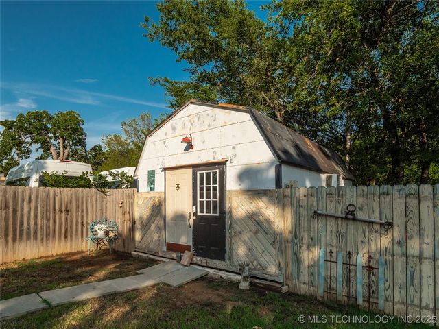 1306 S 6th, Mcalester, OK 74501