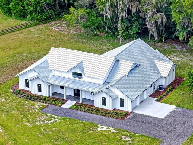 1624 GREENS DAIRY ROAD, Deland, FL 32720
