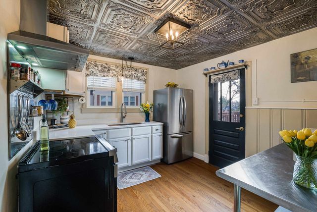 958 DONAGHE ST, Staunton, VA 24401