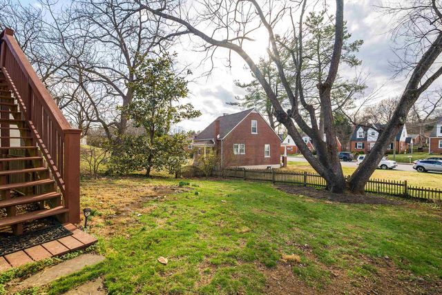 958 DONAGHE ST, Staunton, VA 24401