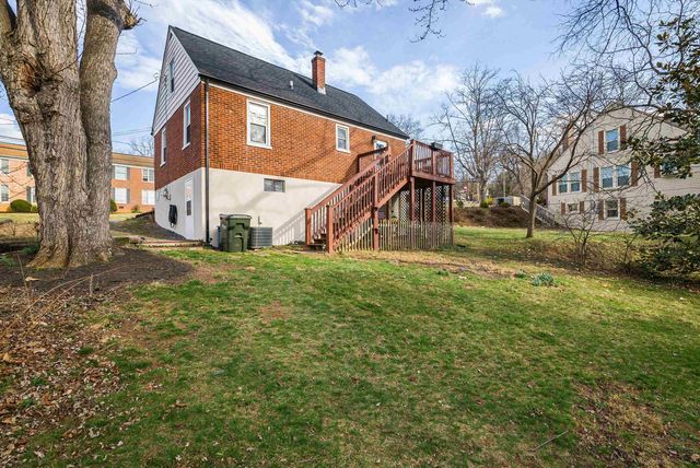 958 DONAGHE ST, Staunton, VA 24401