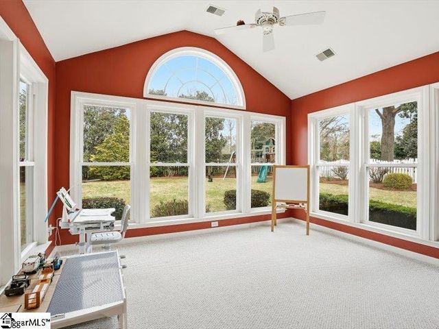 4 Willow Oak Court, Simpsonville, SC 29681