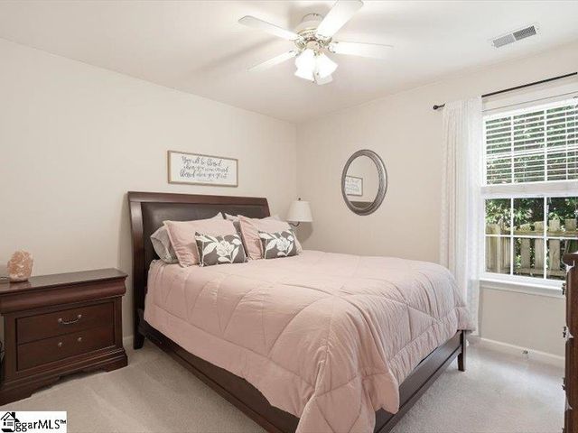 4 Willow Oak Court, Simpsonville, SC 29681