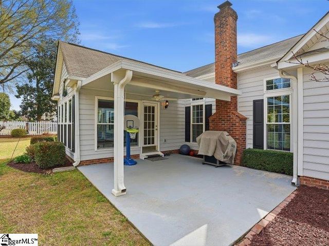 4 Willow Oak Court, Simpsonville, SC 29681