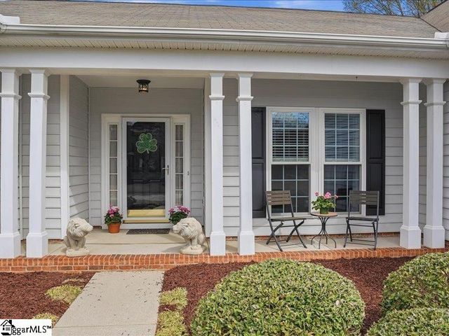 4 Willow Oak Court, Simpsonville, SC 29681