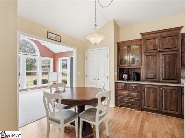 4 Willow Oak Court, Simpsonville, SC 29681