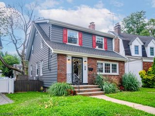 21 Lexington Ave, Bloomfield Twp., NJ 07003