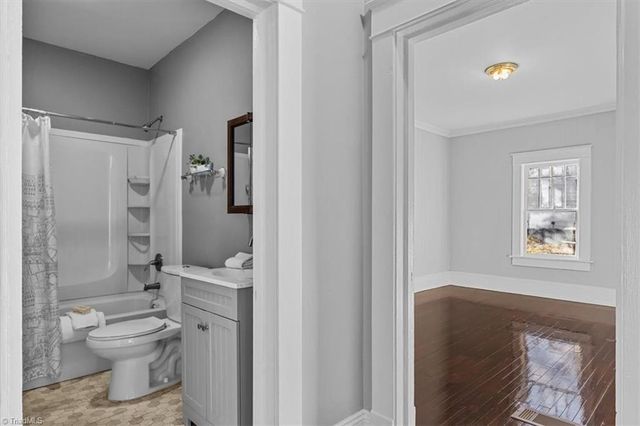 118 Bruce Street, Greensboro, NC 27403