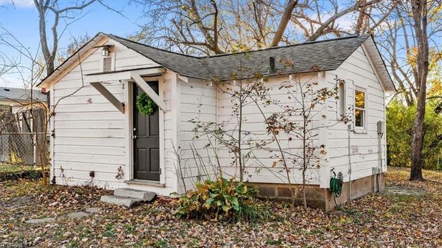 118 Bruce Street, Greensboro, NC 27403