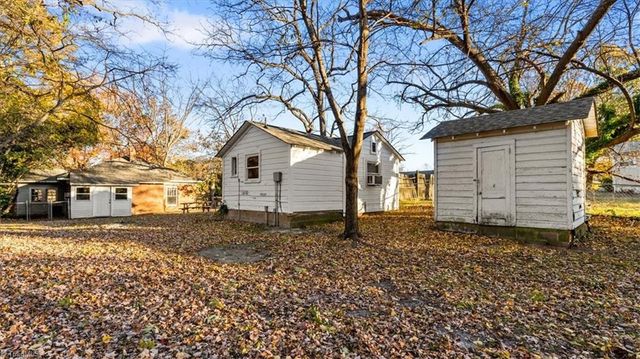 118 Bruce Street, Greensboro, NC 27403