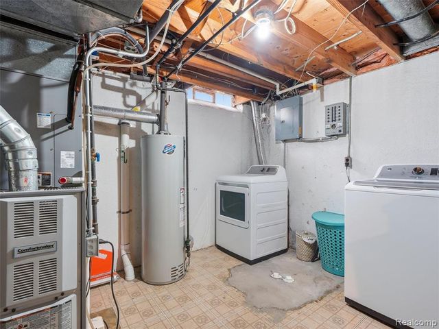 39773 Bart Street, Canton, MI 48187
