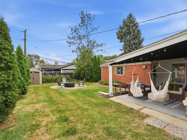 39773 Bart Street, Canton, MI 48187