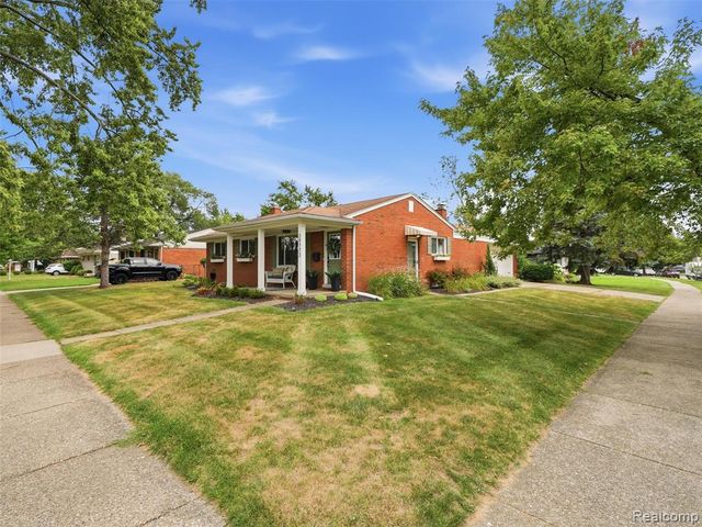 39773 Bart Street, Canton, MI 48187
