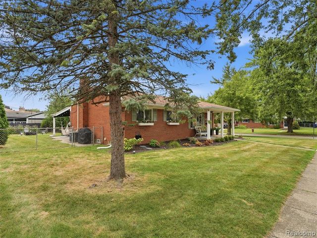 39773 Bart Street, Canton, MI 48187