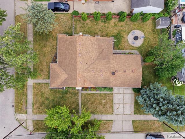 39773 Bart Street, Canton, MI 48187
