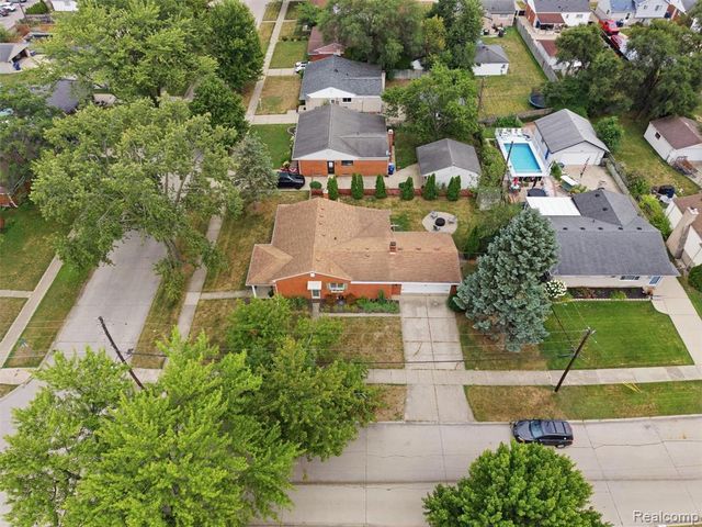 39773 Bart Street, Canton, MI 48187
