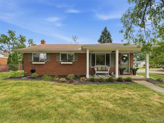 39773 Bart Street, Canton, MI 48187