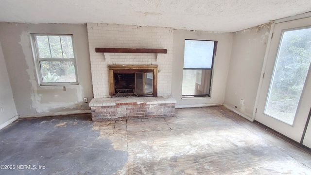 7227 WENDY Circle, Jacksonville, FL 32211