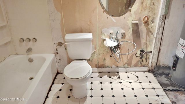 7227 WENDY Circle, Jacksonville, FL 32211