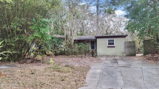7227 WENDY Circle, Jacksonville, FL 32211