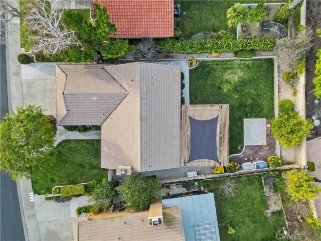 22619 Oxford, Saugus, CA 91350