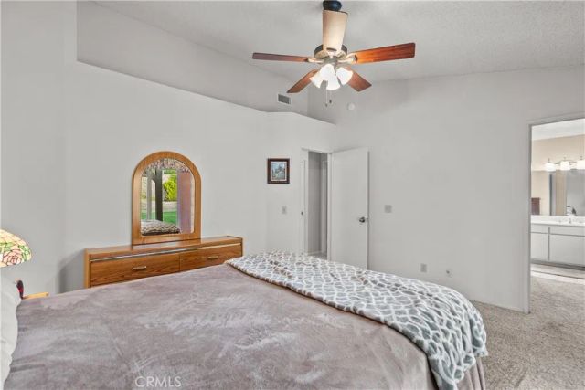 22619 Oxford, Saugus, CA 91350