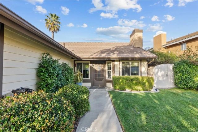 22619 Oxford, Saugus, CA 91350