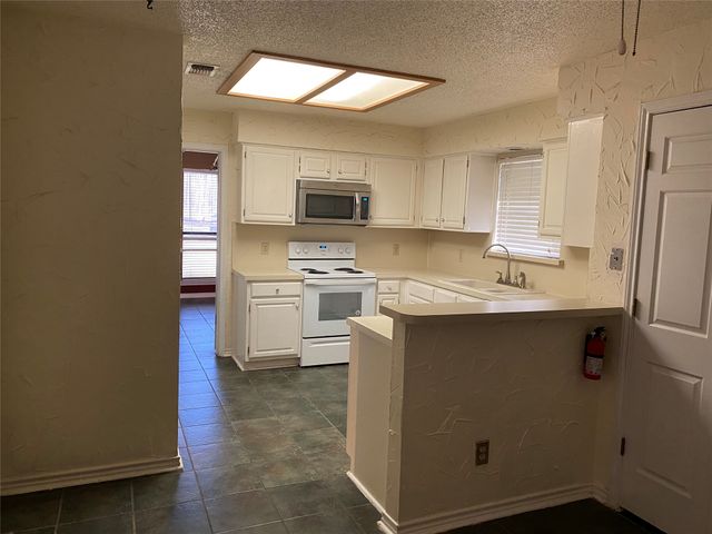 4744 Montego Bay Drive, Irving, TX 75038
