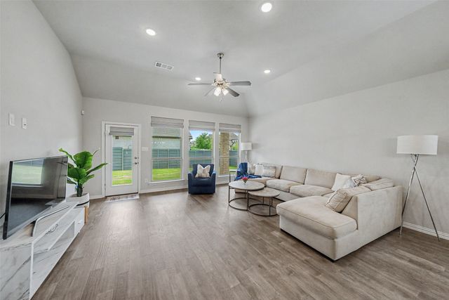 1200 Long Meadow Drive, Little Elm, TX 76227