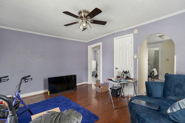 612 N Park Avenue, Springfield, MO 65802