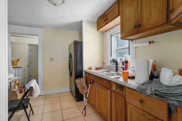 612 N Park Avenue, Springfield, MO 65802